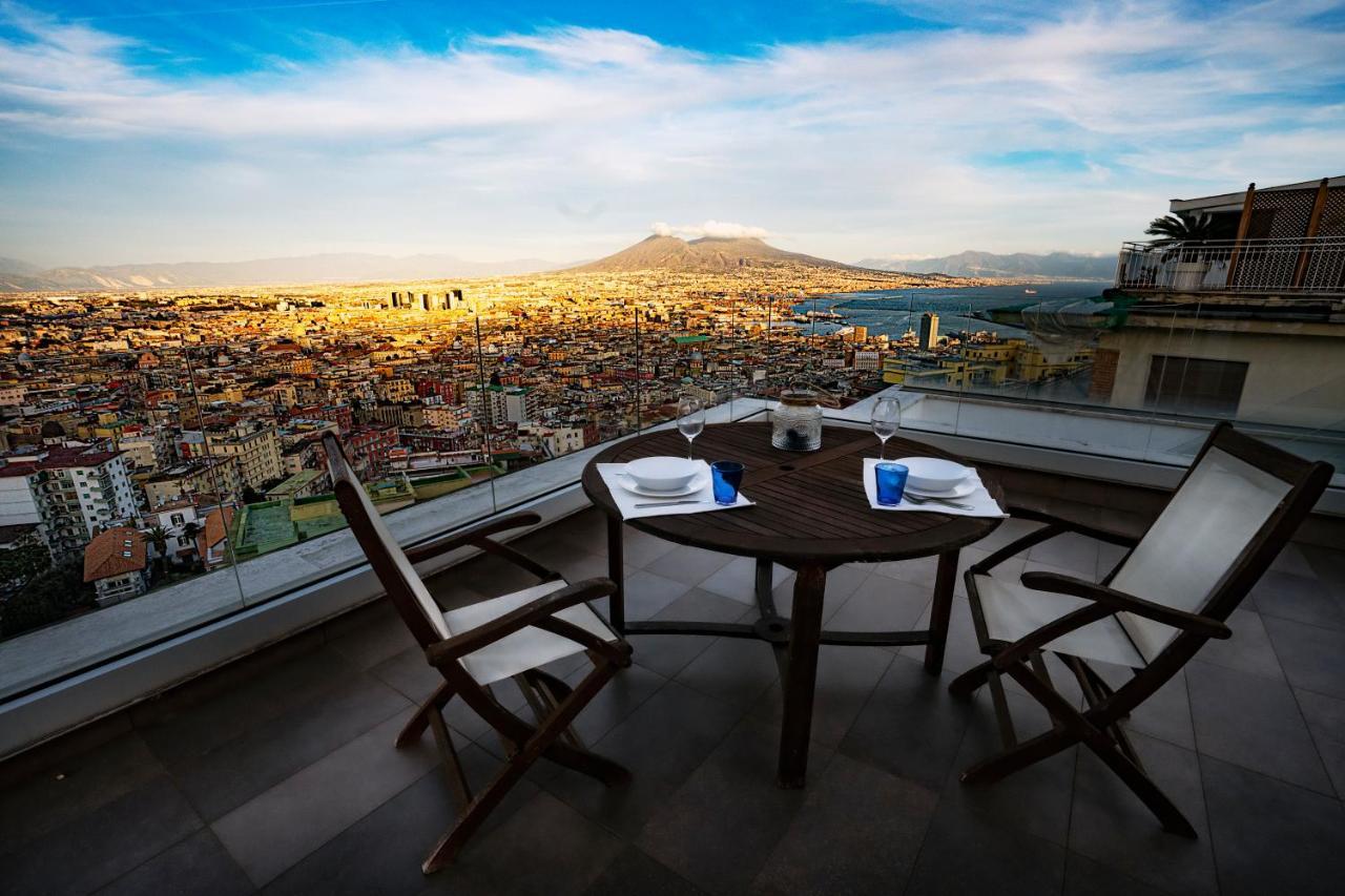 Terrazza Manu - Loft Suspended Over The City-Vomero Napels Buitenkant foto