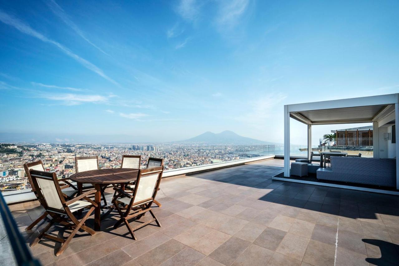 Terrazza Manu - Loft Suspended Over The City-Vomero Napels Buitenkant foto