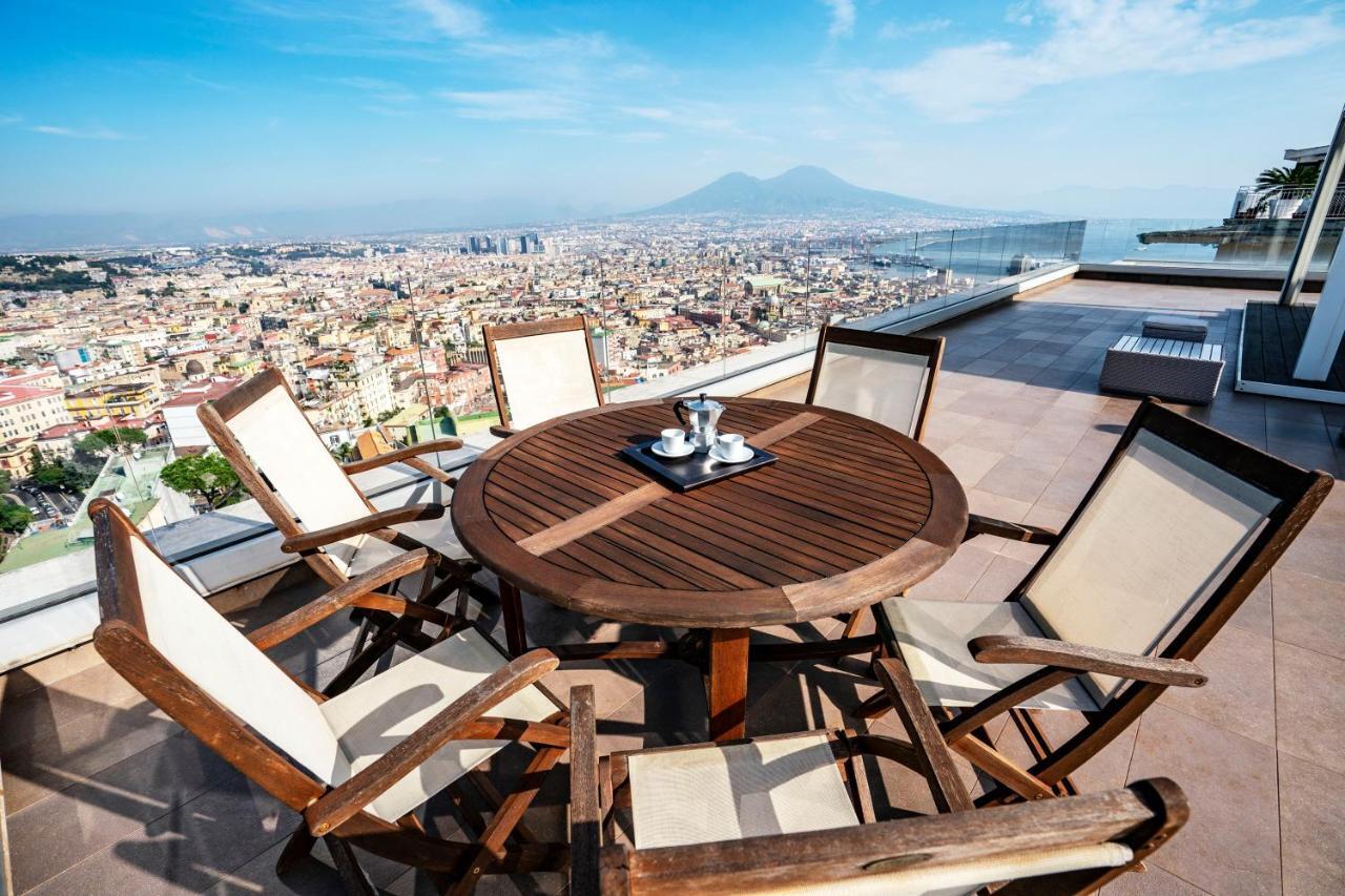 Terrazza Manu - Loft Suspended Over The City-Vomero Napels Buitenkant foto